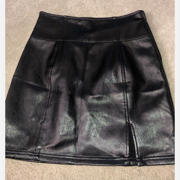 Free People Dresses & Skirts - Free People Mini Skirt Black Shiny Coated Denim Size 8 Holding Onto‎ A Dream